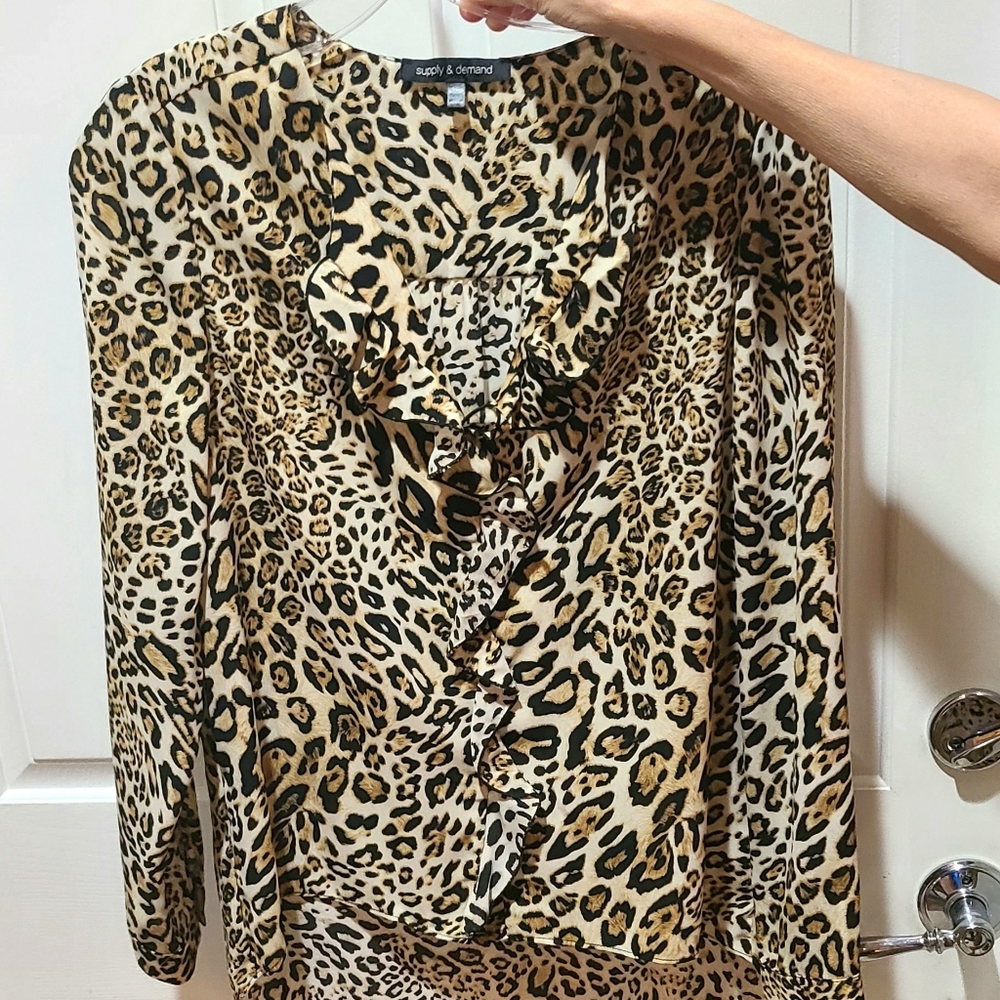 Supply and demand blouse